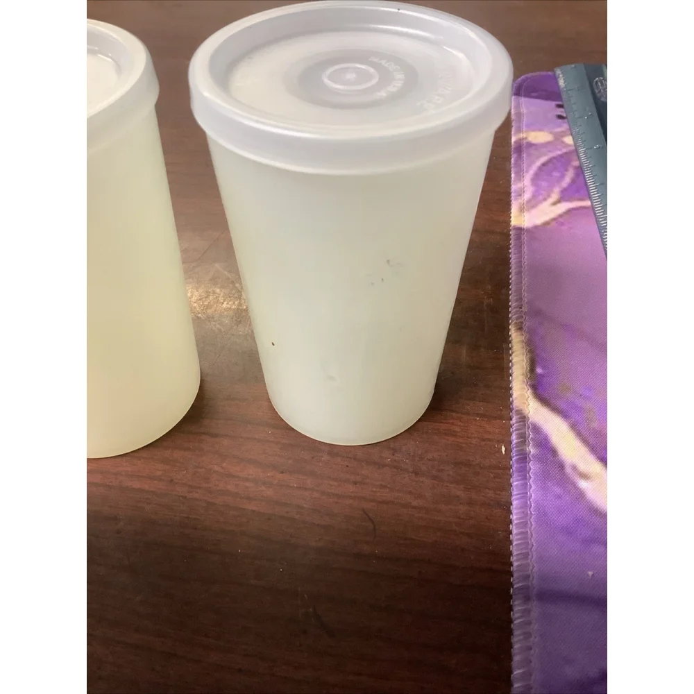 TUPPERWARE Salt/Pepper/Spice Millionaire Line #102 w/Lid #294 Vintage